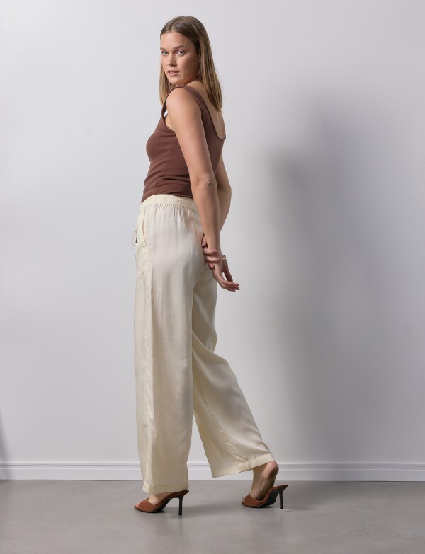 Pantalón Bolsillos BEIGE CLARO