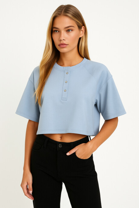 Remera Kilet Celeste Claro