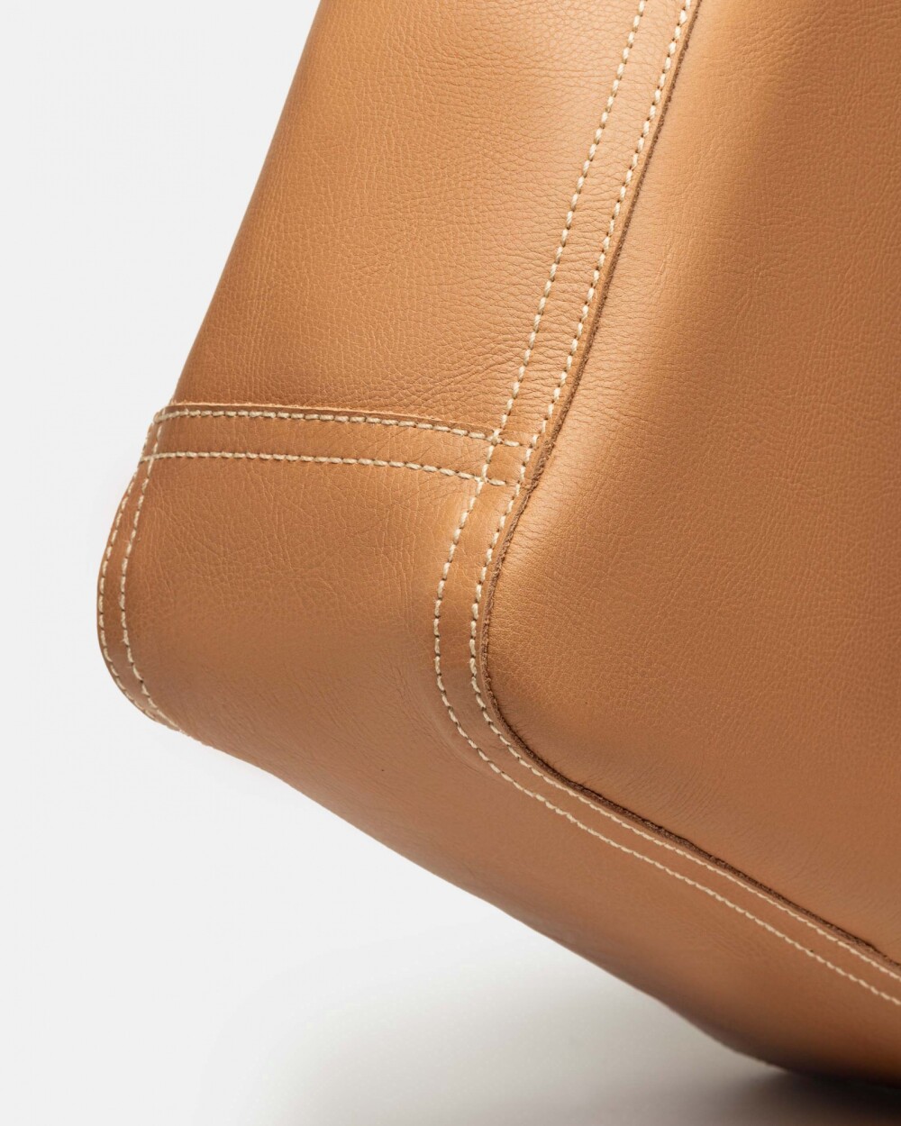 Shopper Vera en cuero vegetal liso Vaqueta