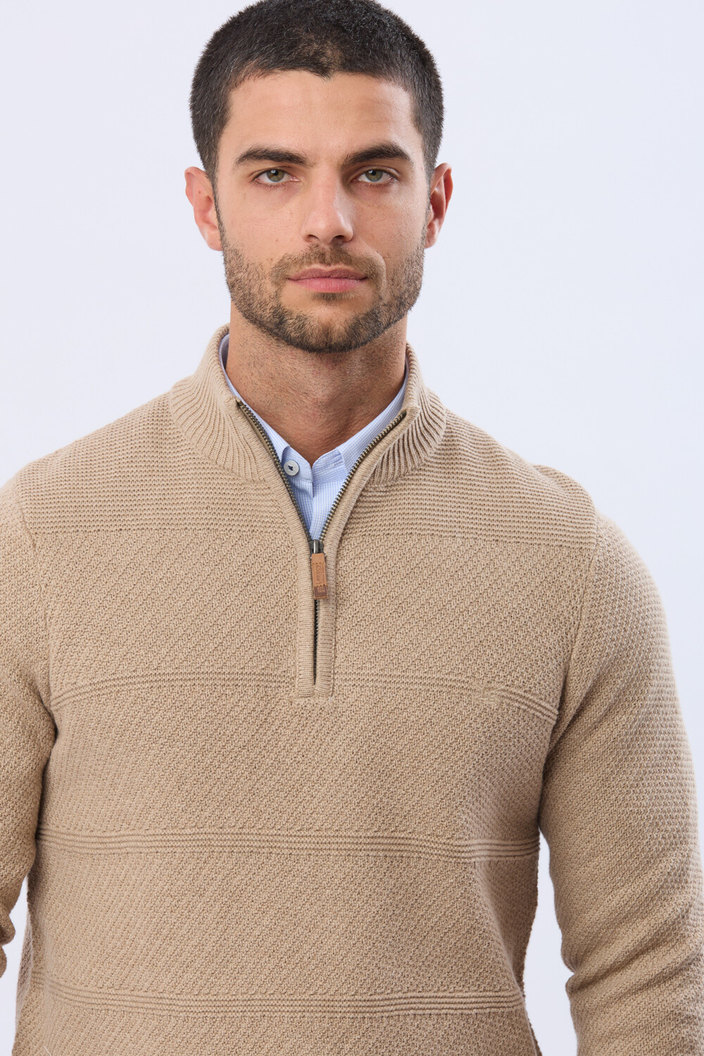 BUZO TEJIDO TEXTURADO Beige