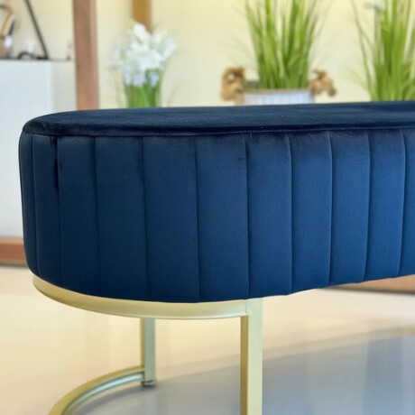 Banqueta Otomana Black Largo 100cm x Ancho 40cm x Alto 45cm Banqueta Otomana Black Largo 100cm x Ancho 40cm x Alto 45cm