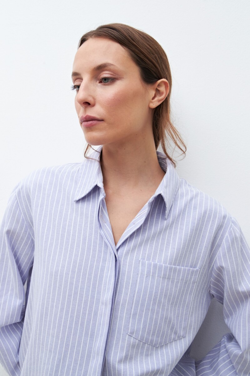 Camisa rayada oversized lavanda