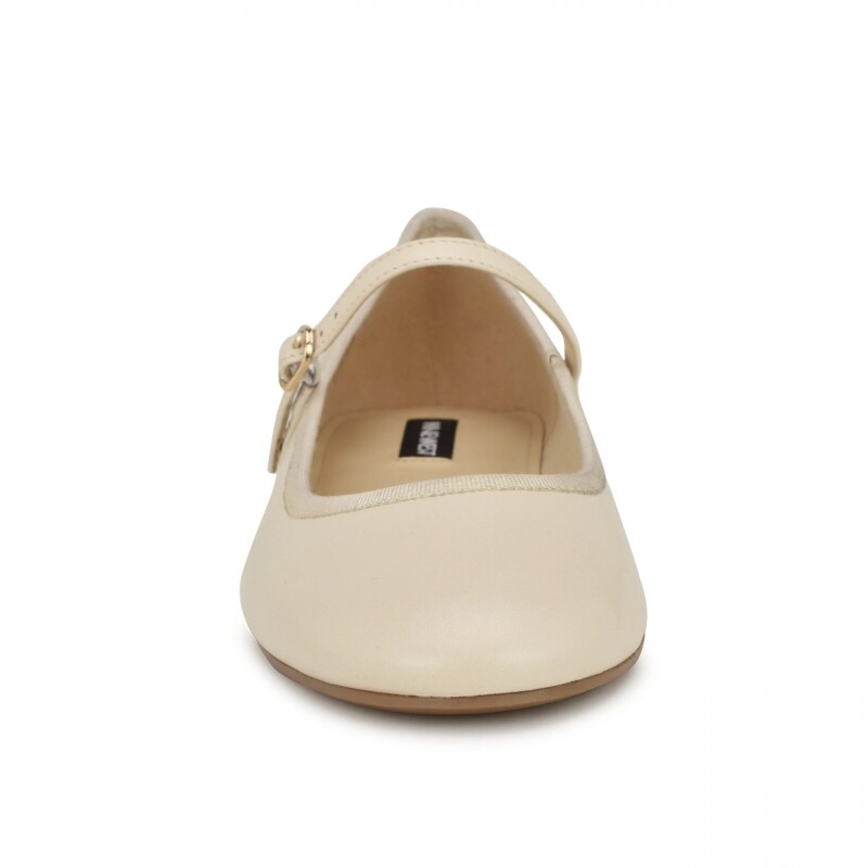 Flats Ewind Ivory 001