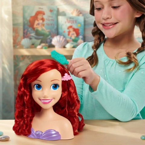 Set de Belleza con Personaje Ariel de La Sirenita Just Play U