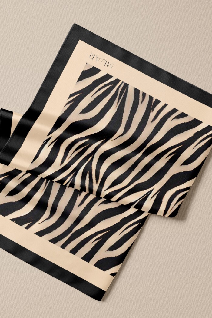 PAÑUELO AUTUMN ZEBRA NOIR PAÑUELO AUTUMN ZEBRA NOIR
