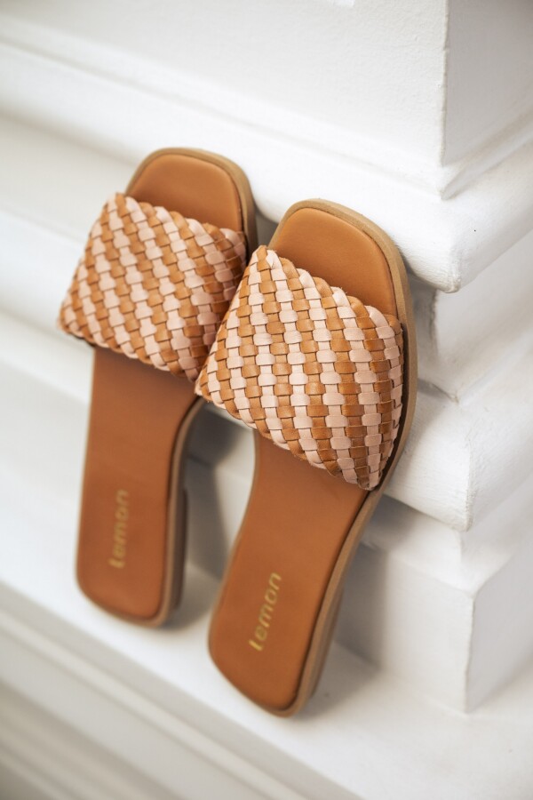 Sandalia Trenzada Multi