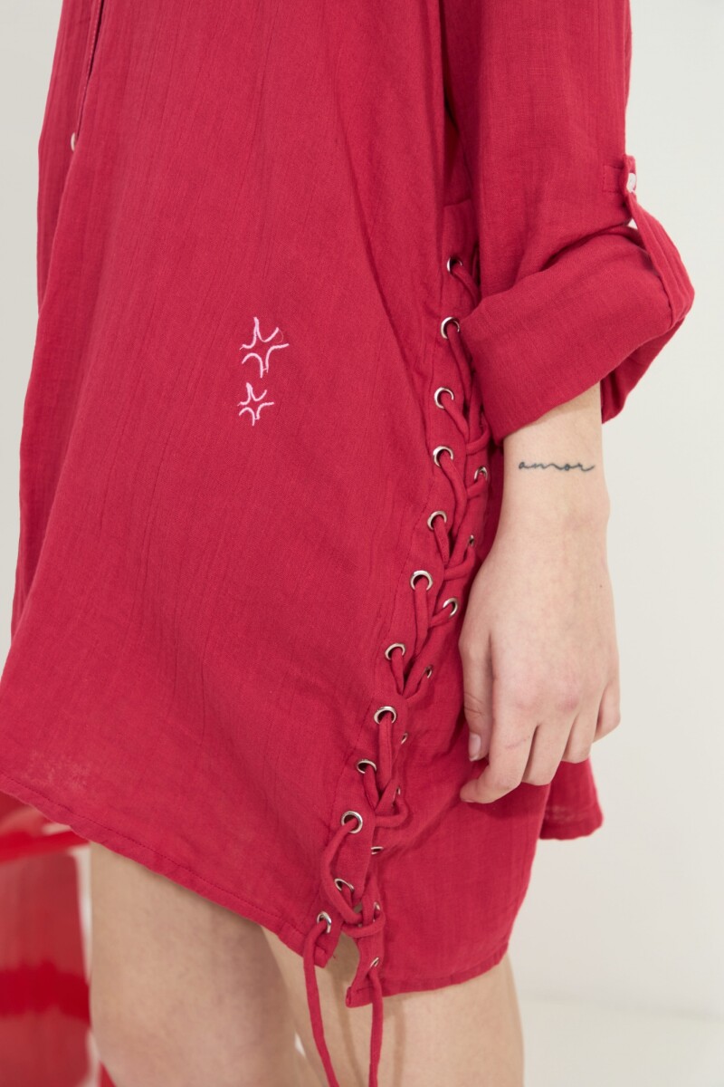 Camisa acordonada rojo