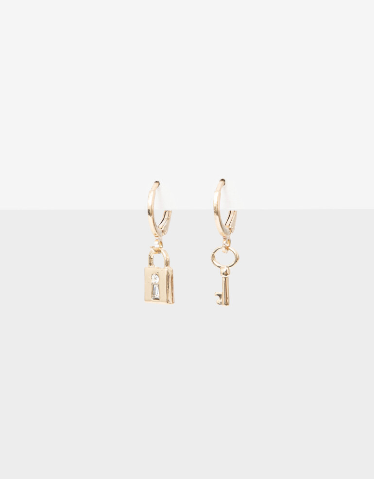 Aros Argollas Con Dijes Aros Argolla Con Dije Candado Y Llave - Dorado
