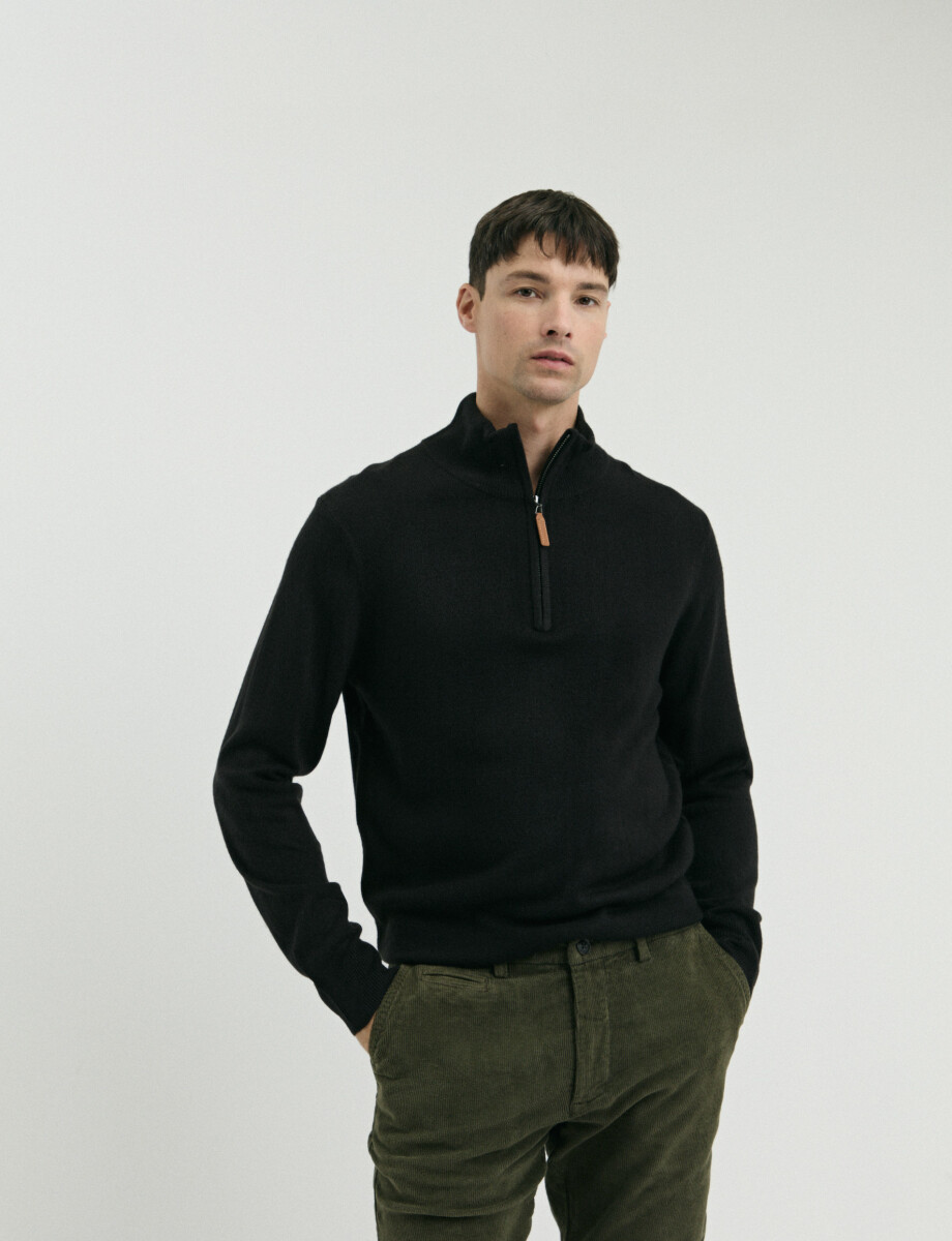 470415 REMERA HARRINGTON LABEL Negro