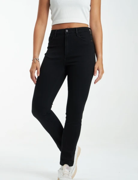 Jean Perla Black W24