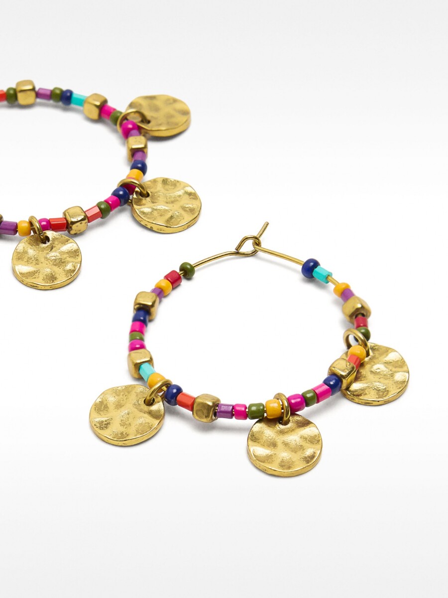 Aros Con Cuentas Multicolor Y Medallas multicolor