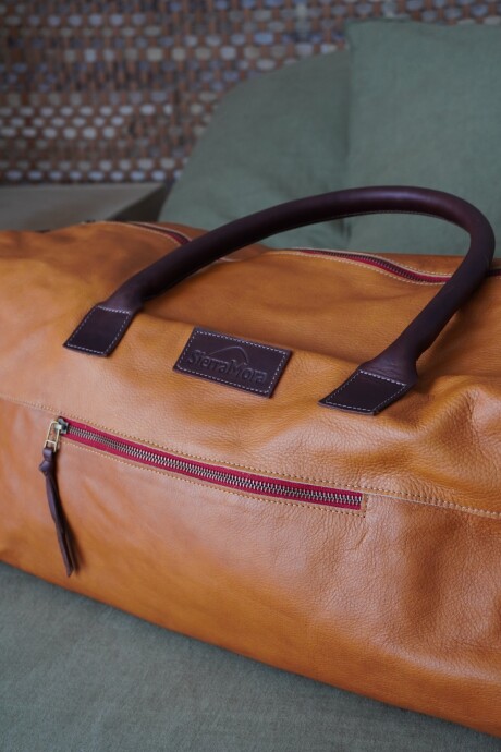 Weekender Bag Honey Red Zip