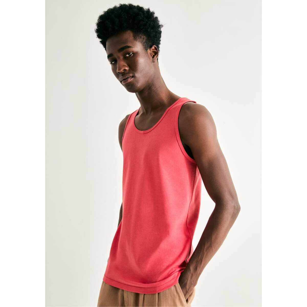 CAMISETA REGATA MASC - VERMELHO ESCURO 