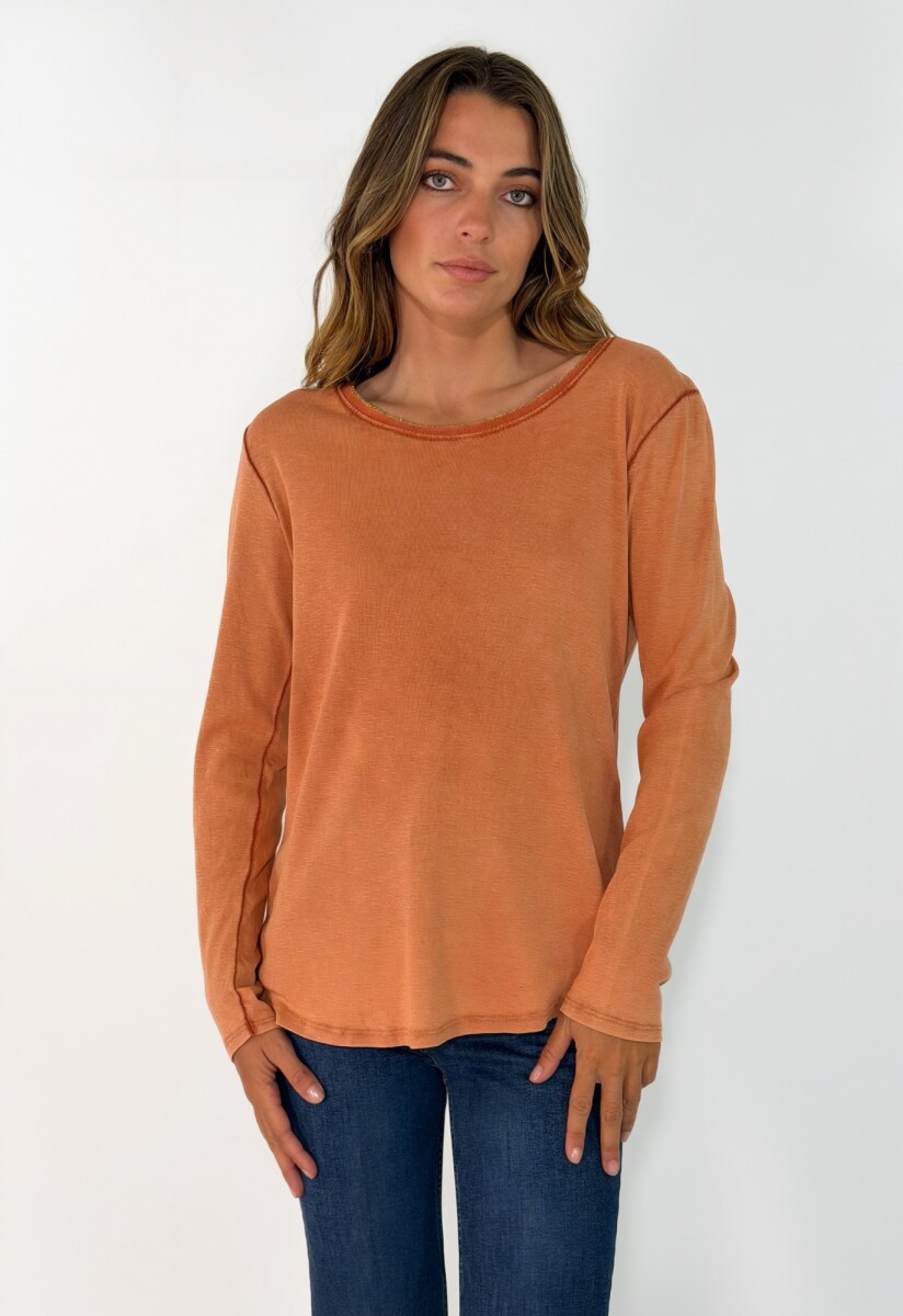 REMERA VENUS - NARANJA 