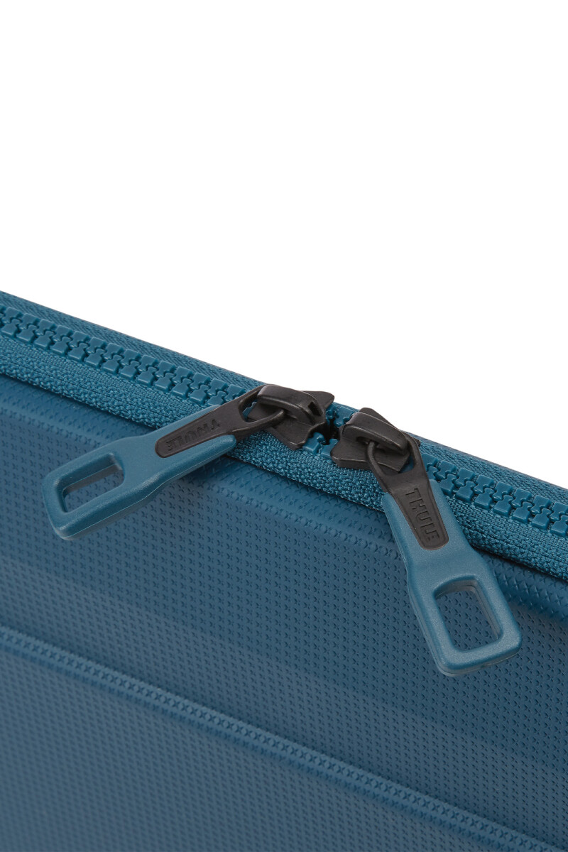 Thule Gauntlet MacBook® Sleeve 16" - Blue Thule Gauntlet MacBook® Sleeve 16" - Blue