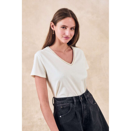 Remera Escote V Metalizado Crudo