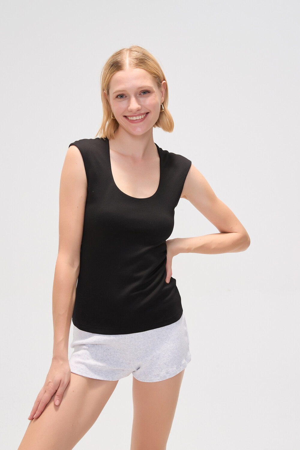 Musculosa Clia Negro