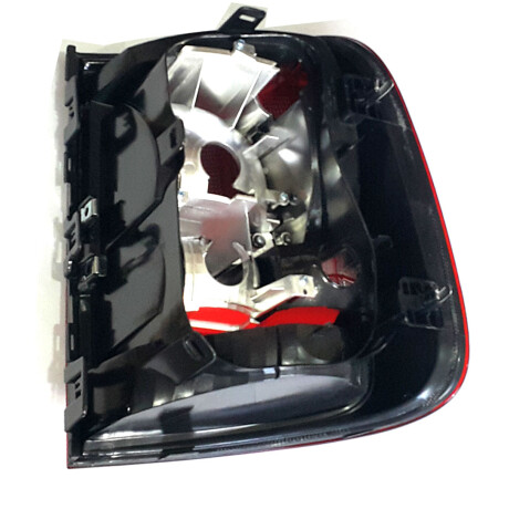 FAROL VOLKSWAGEN SAVEIRO G7 16/ TRASERO IZQUIERDO - FAROL VOLKSWAGEN SAVEIRO G7 16/ TRASERO IZQUIERDO -