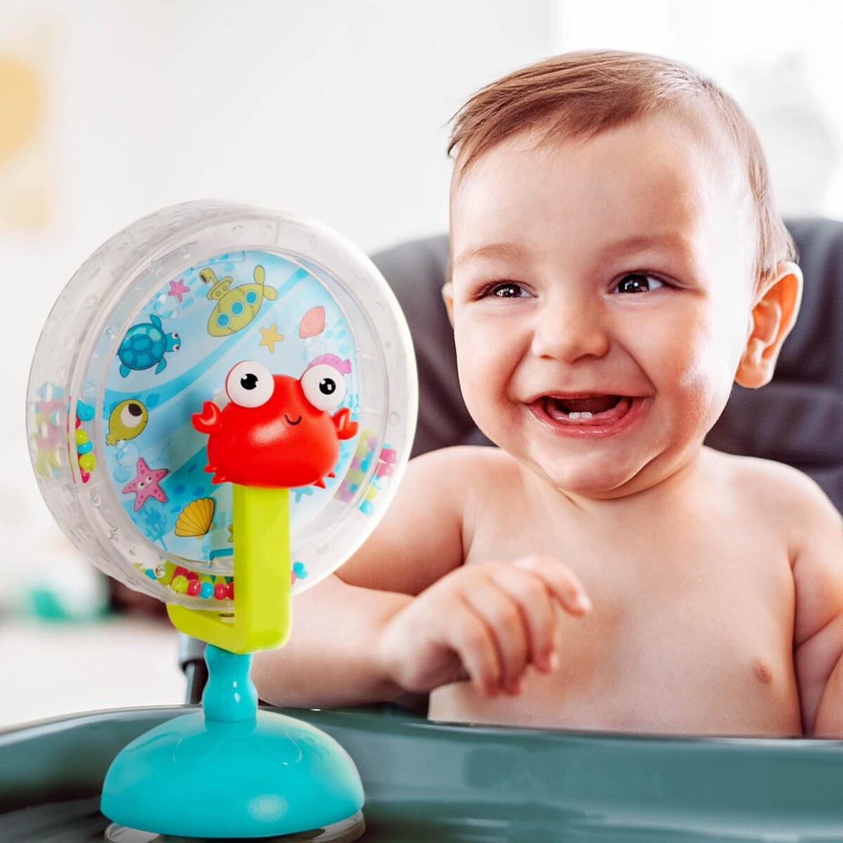 Rueda musical para silla de comer ventosa BTOYS 
