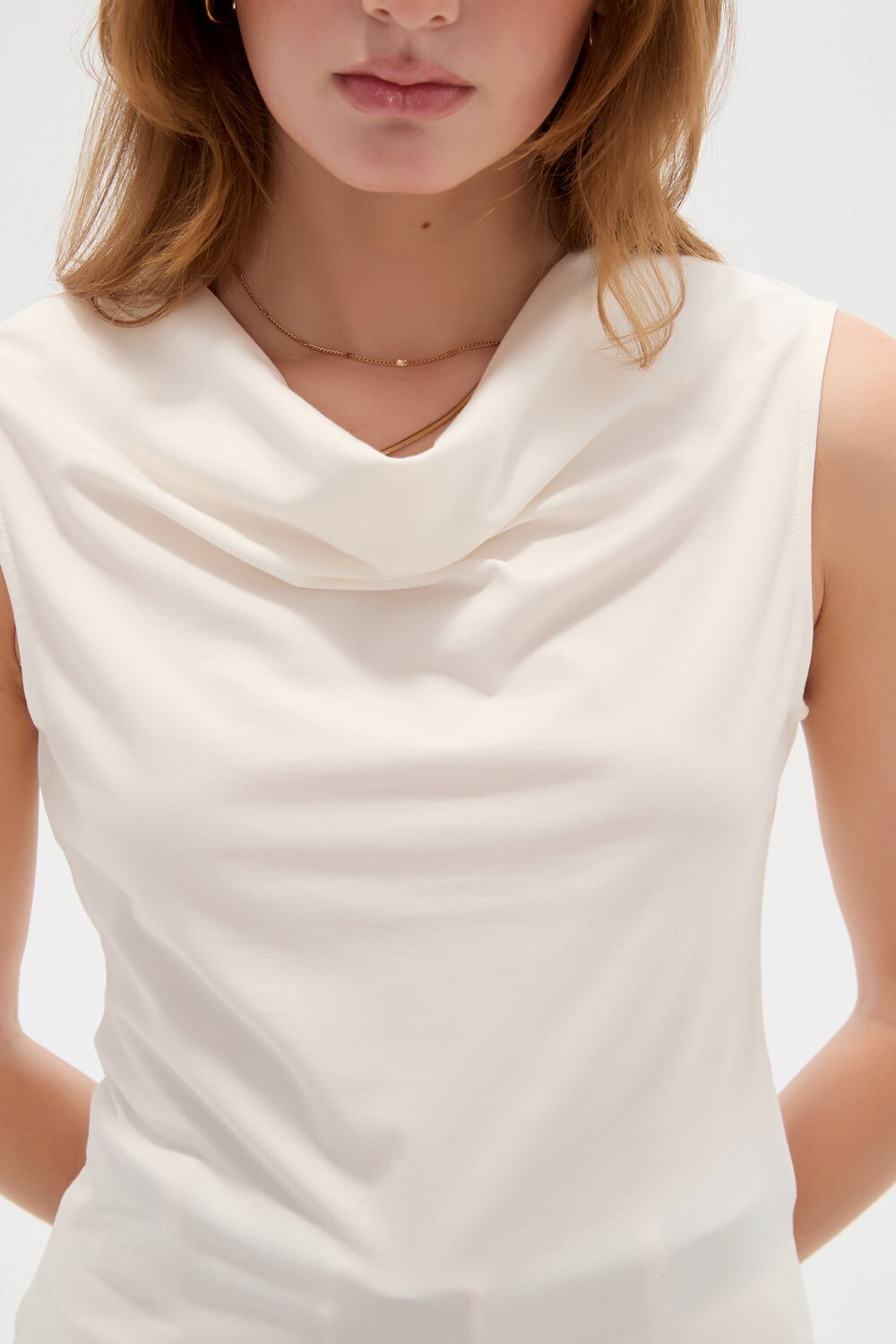Tops Bario Marfil / Off White