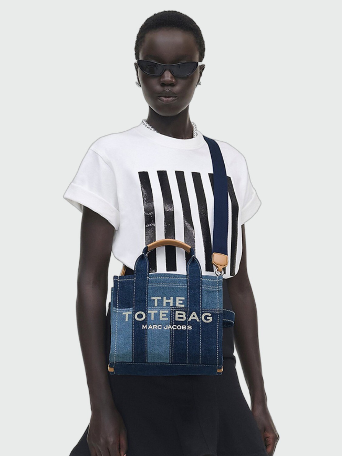 MARC JACOBS - THE MINI TRAVELER TOTE Alta Automática