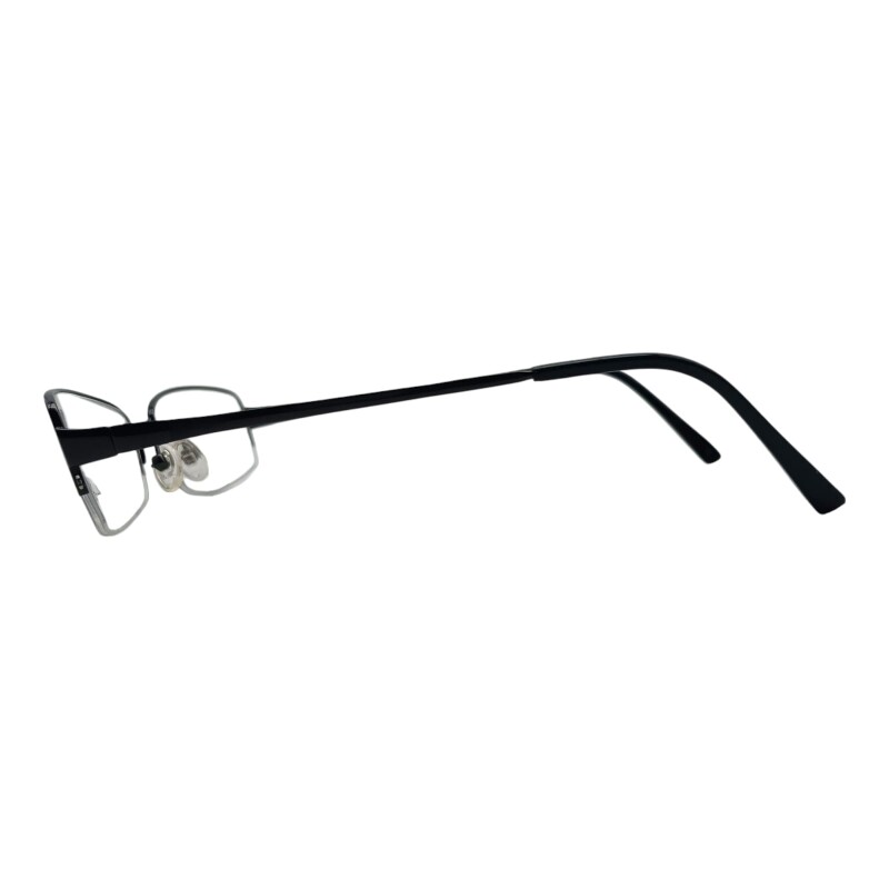 SN011220 negrouniforme