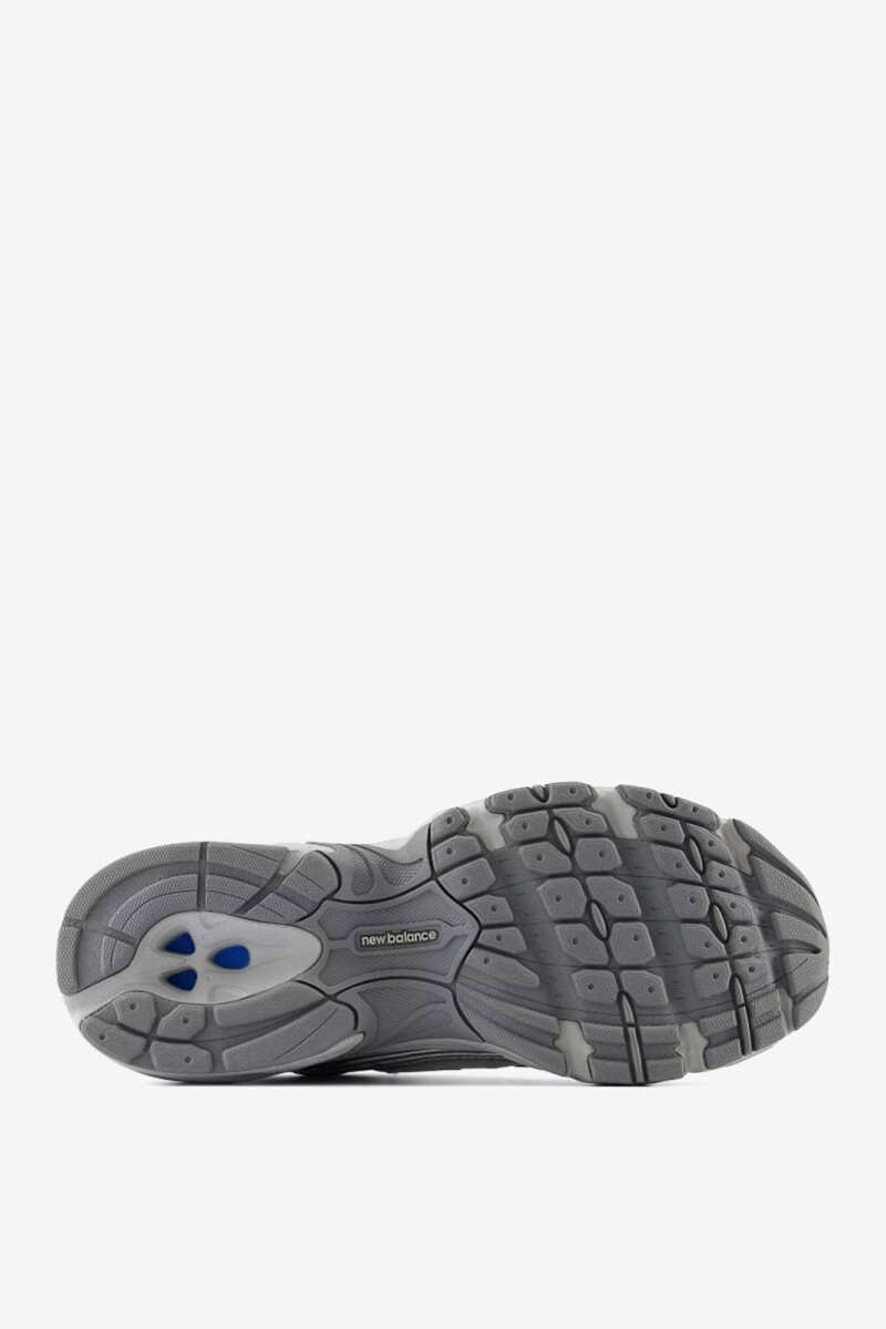 NB U530HFZ Plata