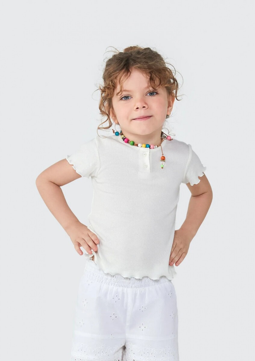 BLUSA INFANTIL CON BOTONES - BEIGE 