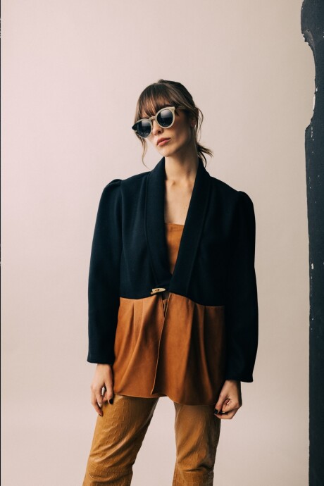Blazer Office Lana Negro Y Camel