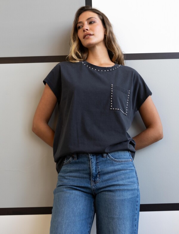 Remera Algodon Tachas GRIS OSCURO
