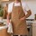 Delantal de Cocina en Tela Canvas con Bolsillos y Detalles en Eco Cuero Camel