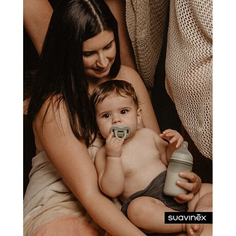 Mamadera Silicona +3M 240ml Tet Fisio SXPro Essence Suavinex Azul