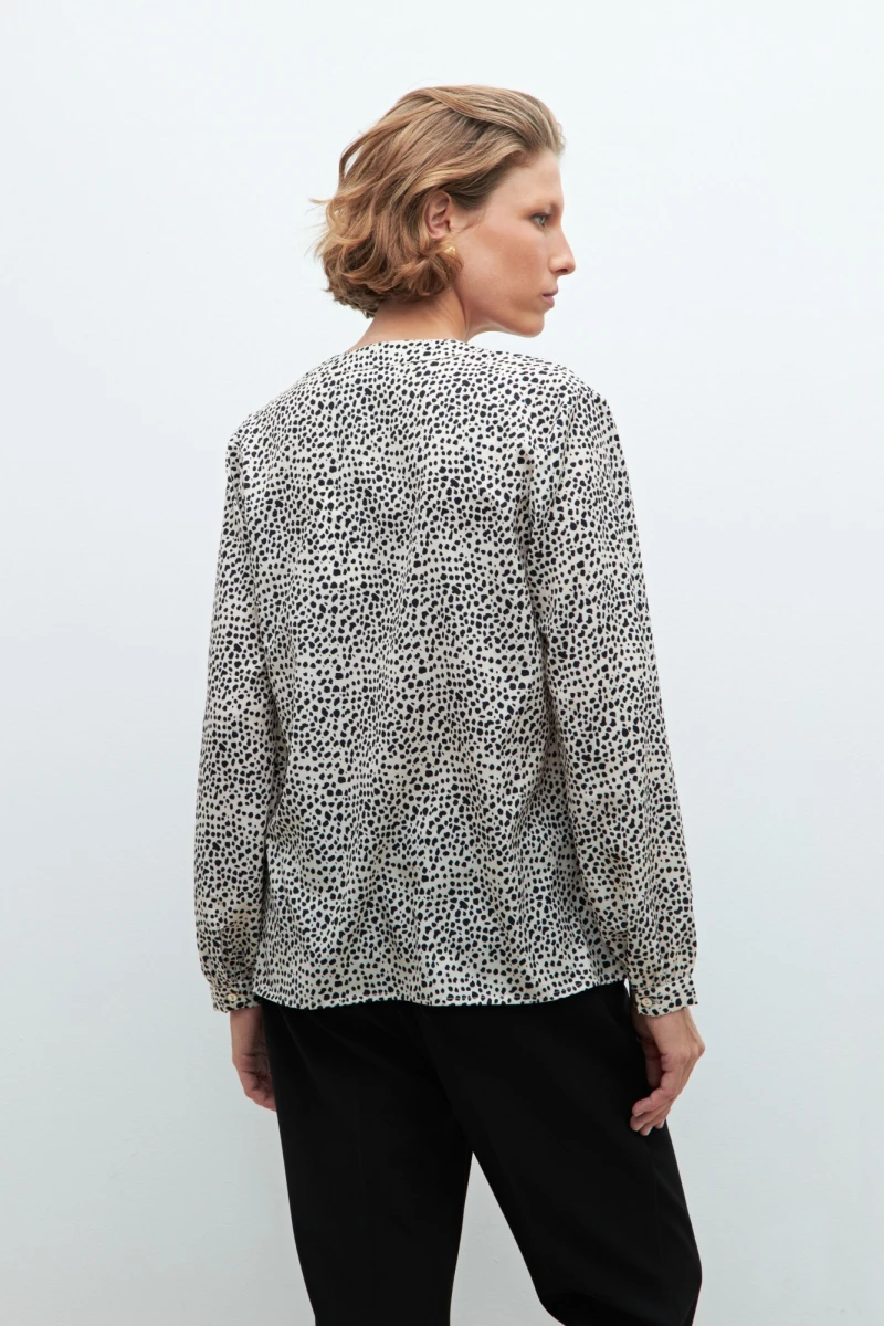 Blusa estampada beige