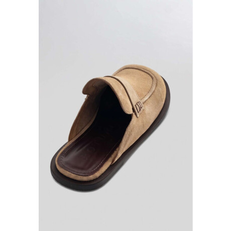 Flat Conar Beige