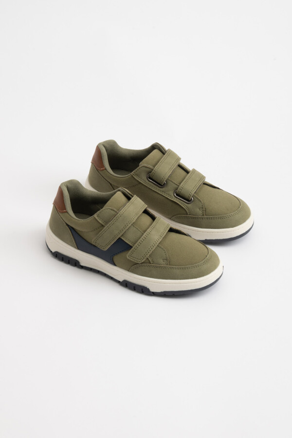 Zapatilla Con Velcro Verde