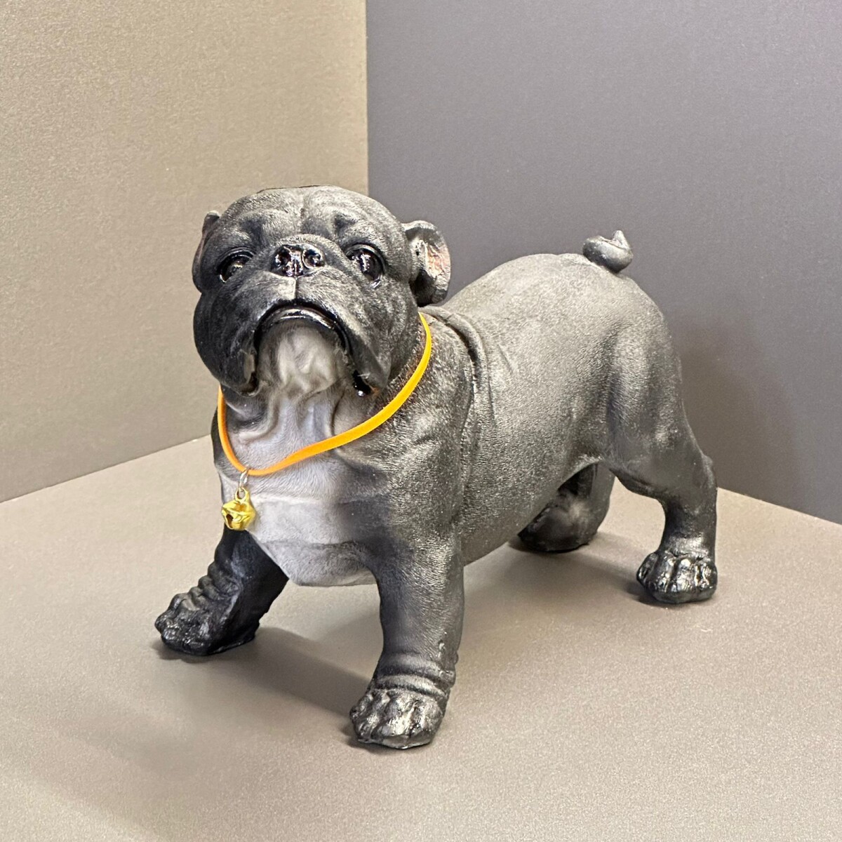 Bulldog Ingles Decorativo Resina Alto 15cm x Largo 17cm x Ancho 8cm 