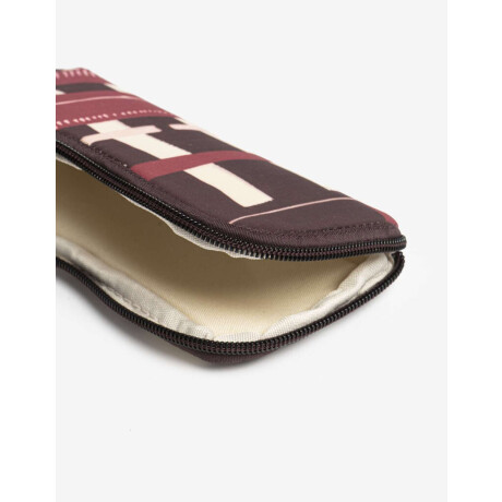 Estuche Camping Estampado Geometrico