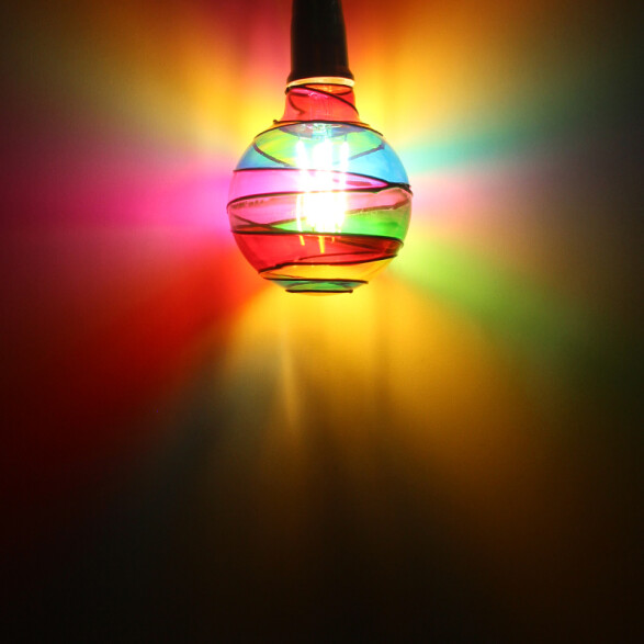 Lámpara G95 6W E27 tipo vitral multicolor IX4392