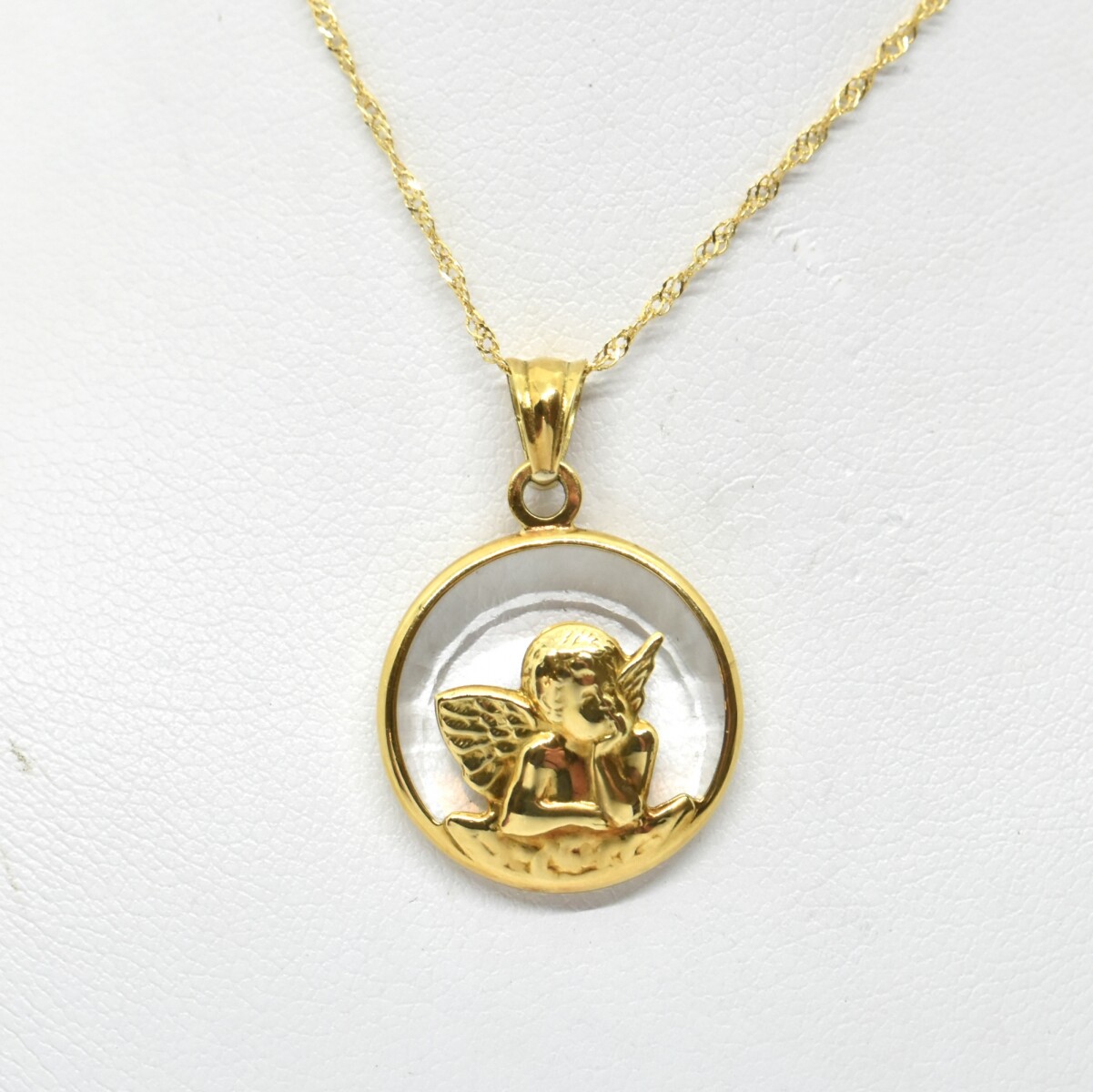 Cadena y medalla en Oro 18Kilates con Cristal Angel 