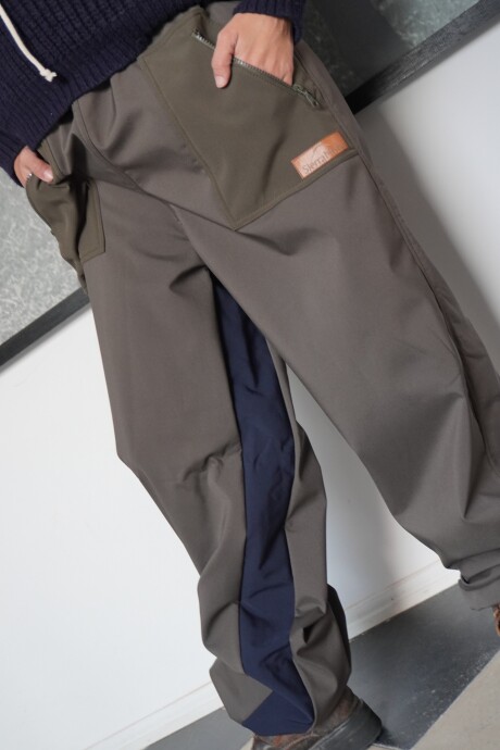 Pantalón Snow Verde Con Azul