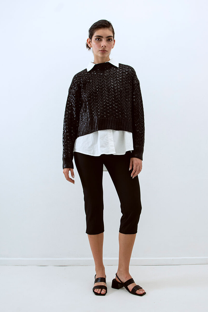 Foli Black