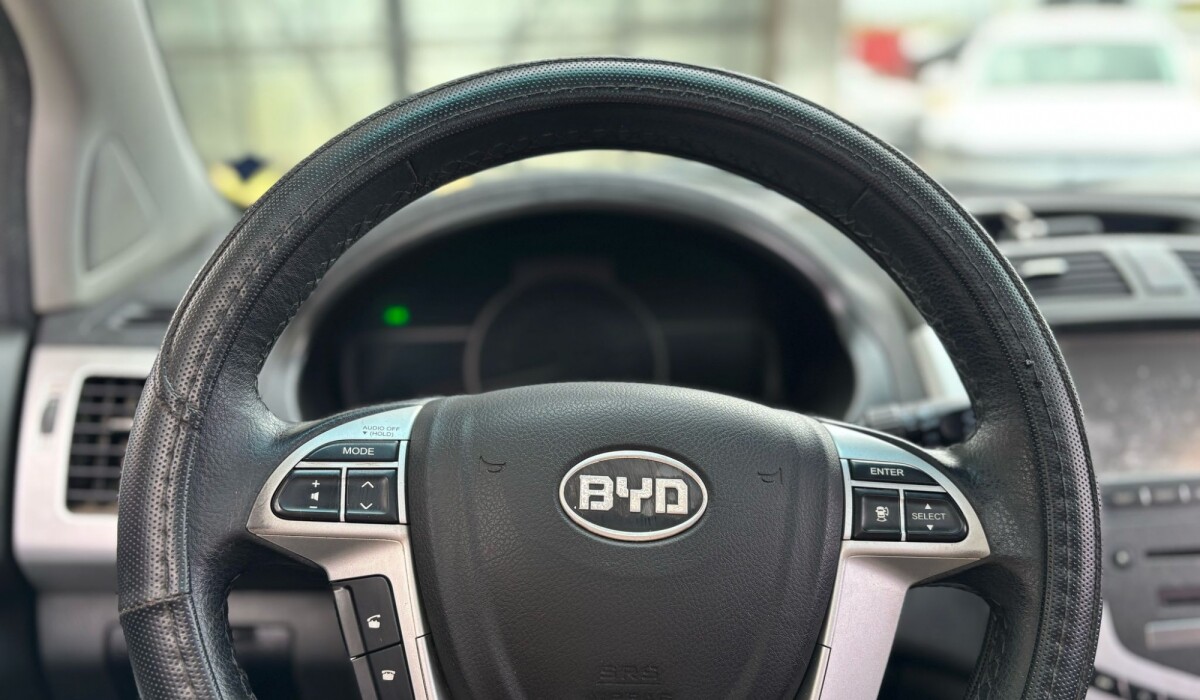 BYD S6 GSI 2,0 MT - 2014 BYD S6 GSI 2,0 MT - 2014