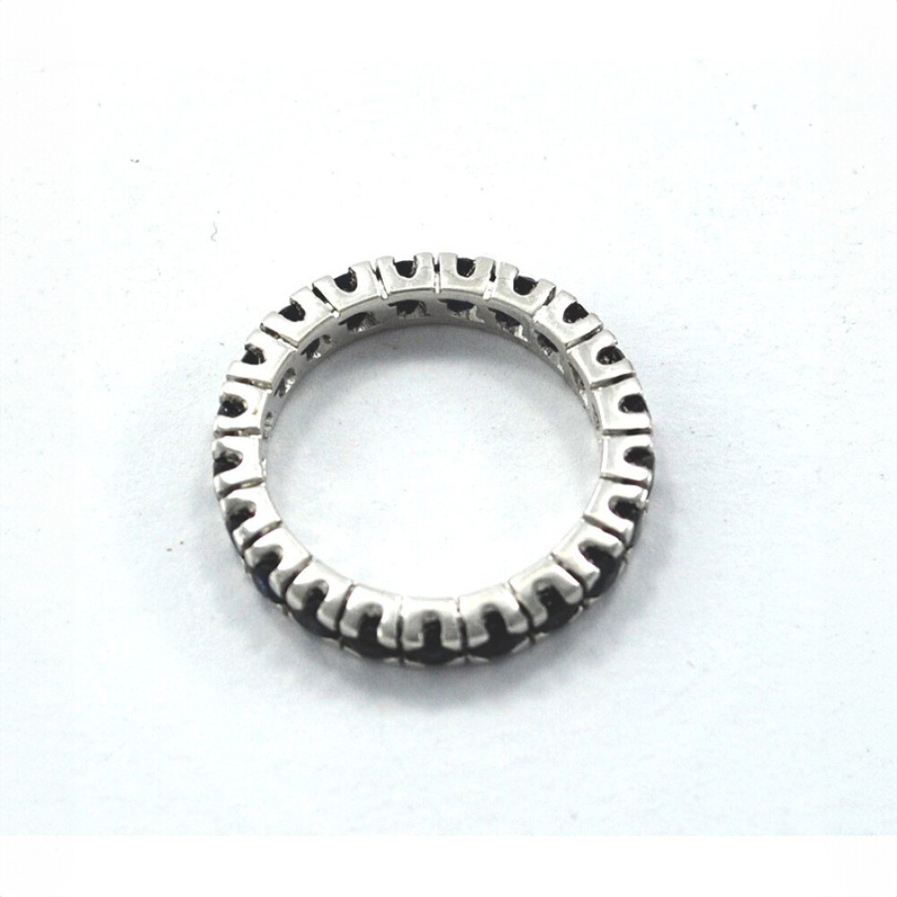 Anillo Sinfin En Oro Blanco Y Zafiros Anillo Sinfin En Oro Blanco Y Zafiros