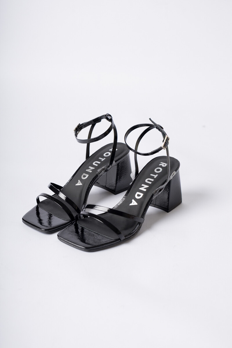 Alpa Black