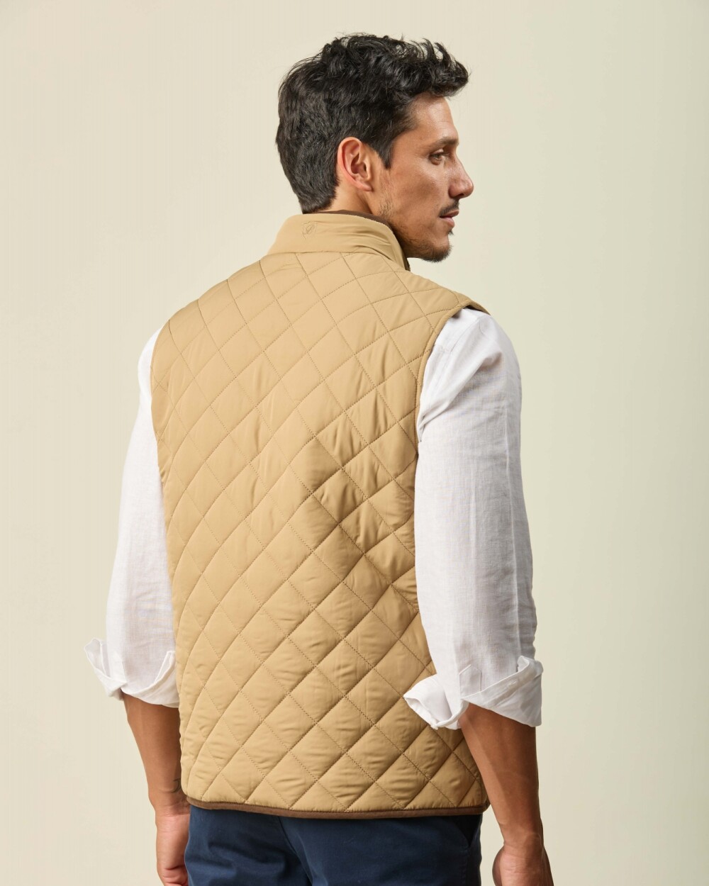 Chaleco Victor Capitoneado Beige