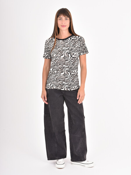 REMERA PISA VARIANTE 3