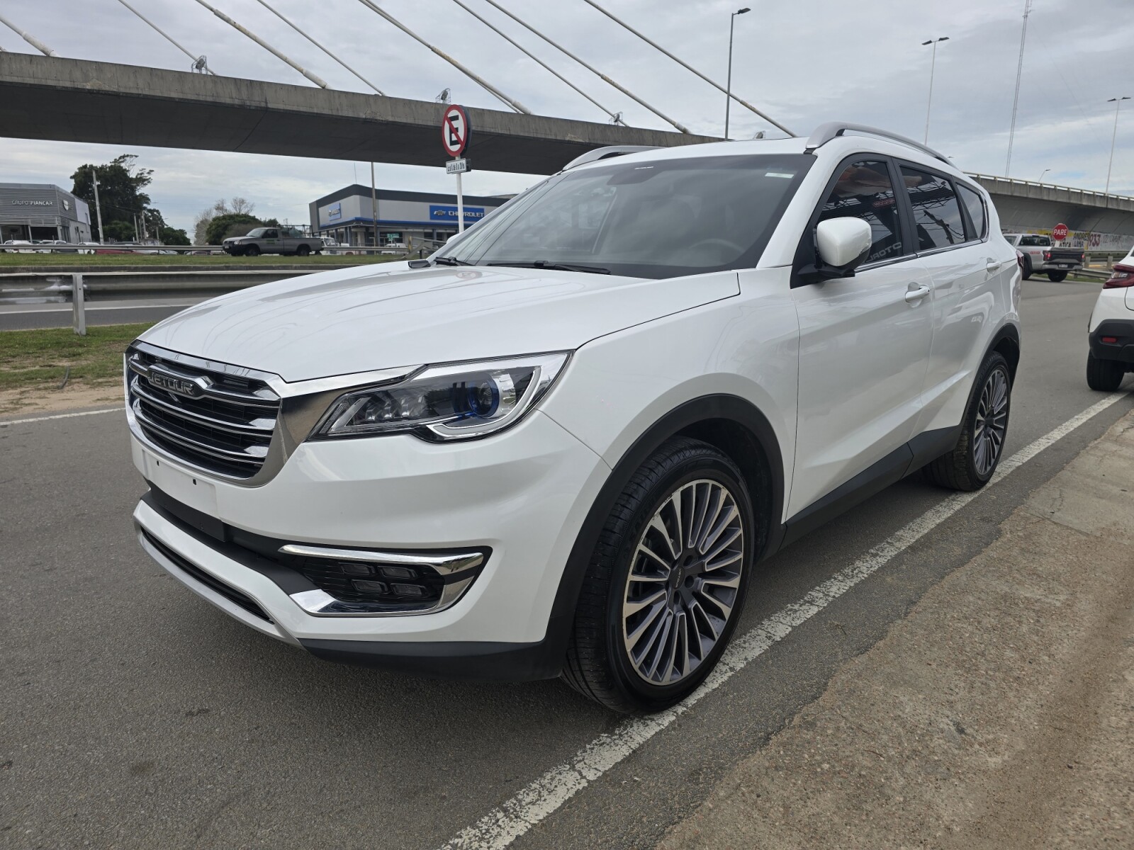 Jetour X70 Luxury 1.5T Extra Full | Permuta / Financia 