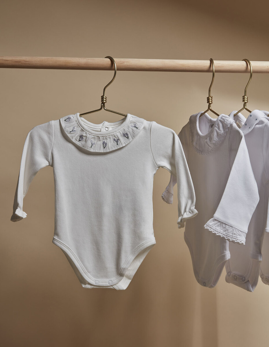 Body Cuello Bordado - Blanco Roto 
