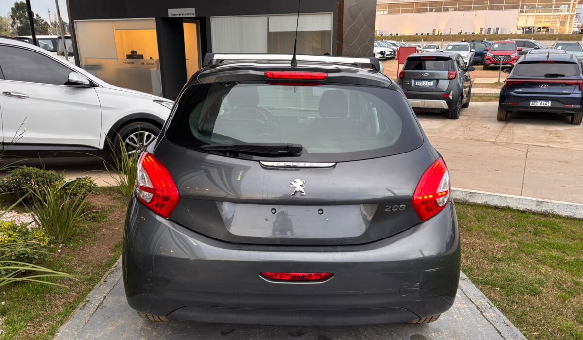 Peugeot 208 Access 1,0 - 2014 Peugeot 208 Access 1,0 - 2014