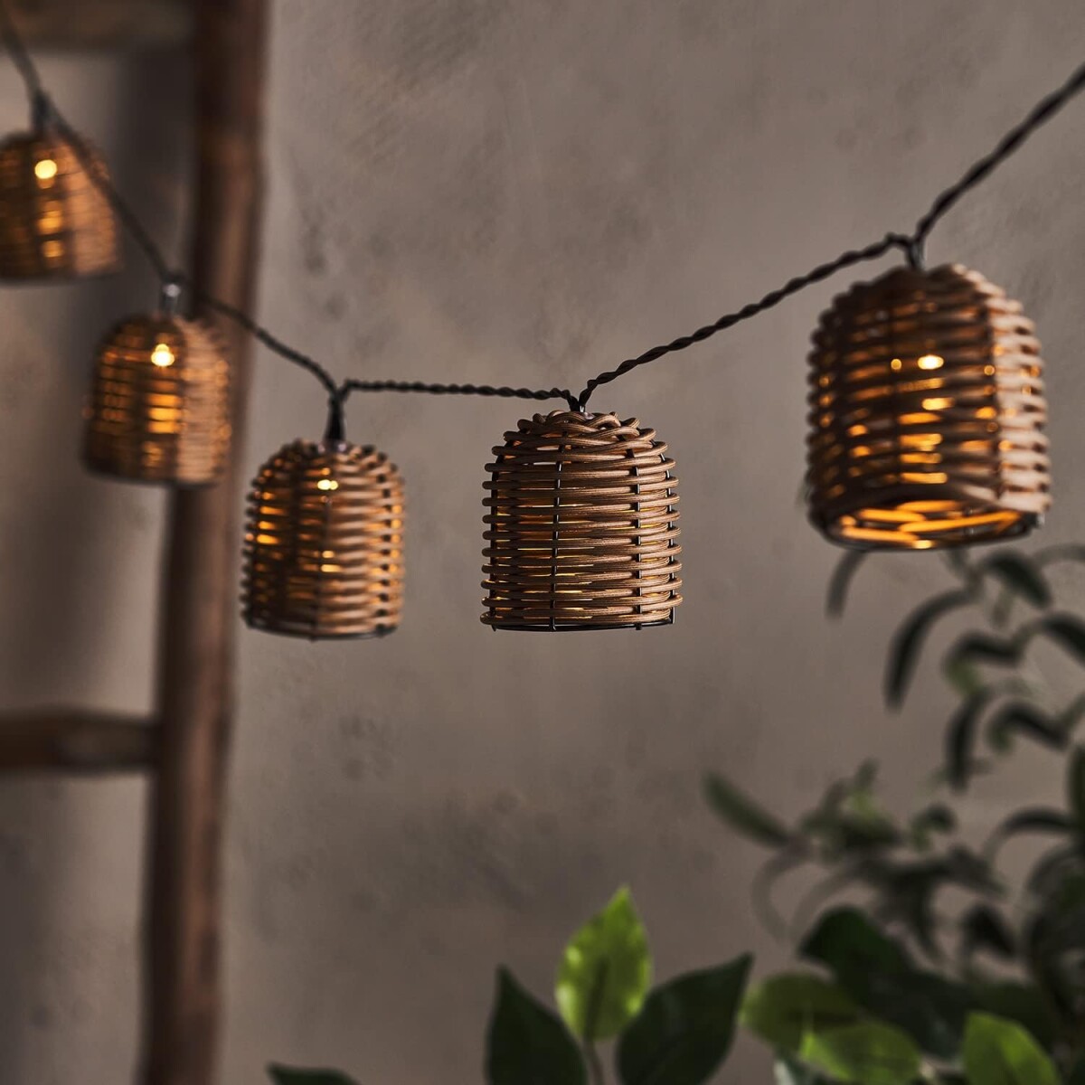 Guirnalda De Farol Con Luces Led Recargables 